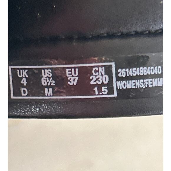 Clarks Women’s 6.5 Un Elda Black Leather Suede Zip Mid Waterproof ankle Boot NEW - Picture 8 of 9